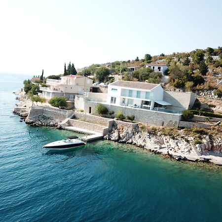 Villa Basthel Direct Aan Zee ,Verwarmd Zwembad En Sauna Barić Draga Extérieur photo